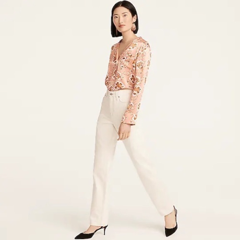 NEW J. crew Full-length '90s classic straight jean in ecru
Item BD378